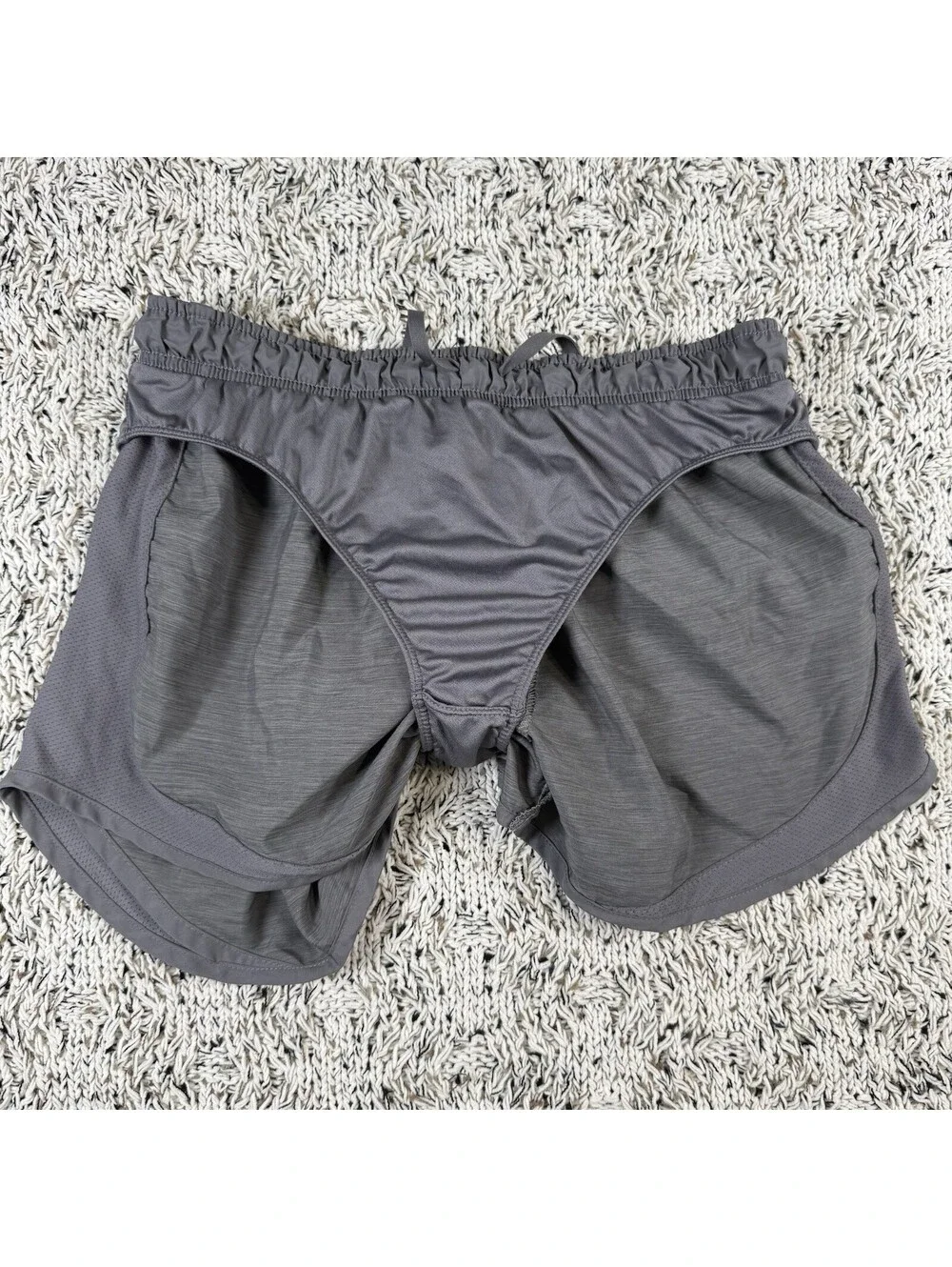 Nike Tempo Short Women's Size M Gray Hight Rise Dri-Fit Running Athletic Shorts